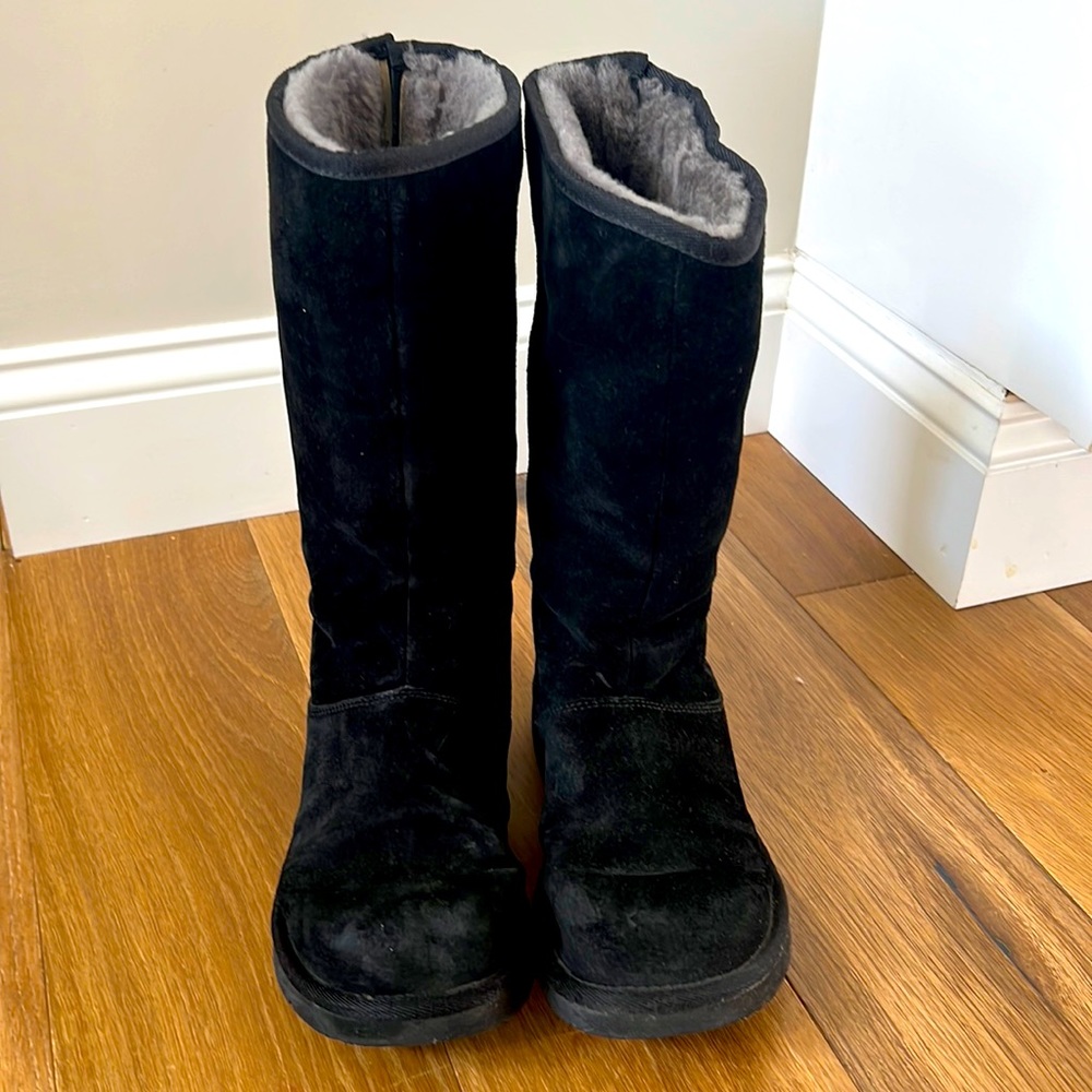 Tall black Uggs
